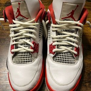 Jordan 4 Fire Red (2020) 9.5